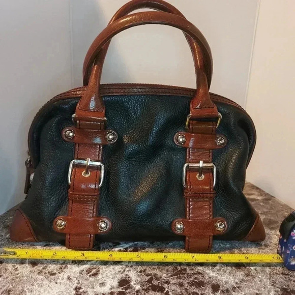 Danier | Super Cute Mini Handbag Black  and Brown Leather with Silver Hardware - Picture 12 of 16